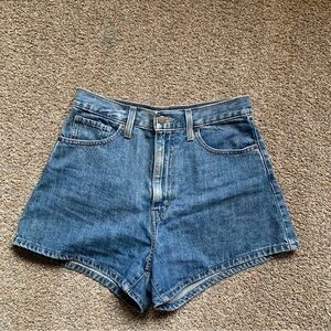 Levi High Waisted Mom Shorts